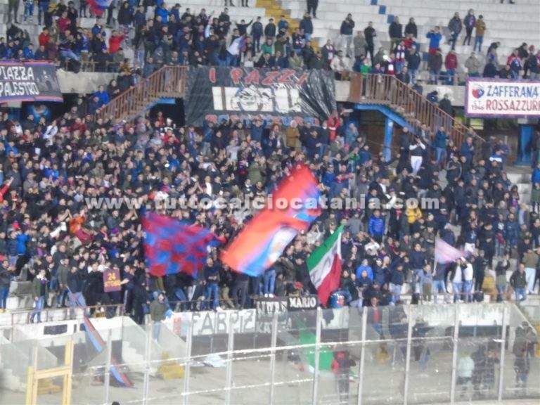 LA PARTITA VISTA DAGLI SPALTI: mancata vittoria ma applausi per un gruppo encomiabile, Catania affamata di calcio e rilancio