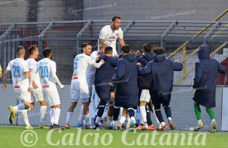 CATANIA SOCIAL – Greco e Monteagudo: “Uniti fino all’ultima battaglia, non molliamo mai”
