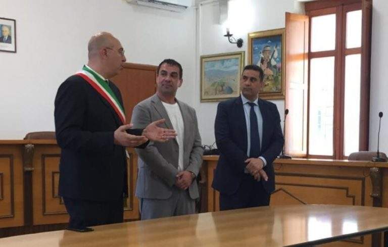 PELLIGRA: il proprietario del Catania in visita a Solarino, città che ha dato i natali al nonno e al padre
