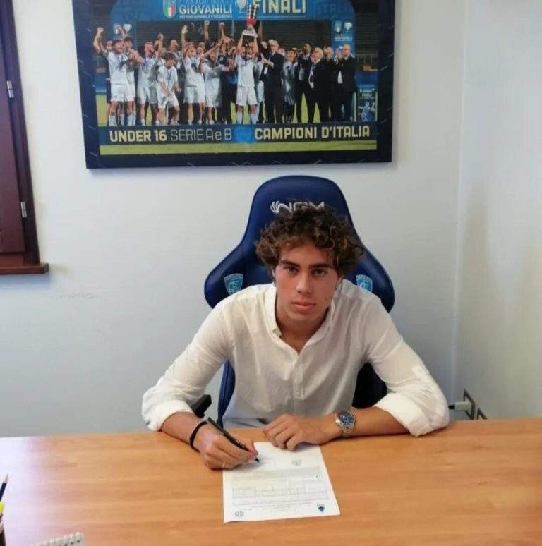 EX ROSSAZZURRI: Tropea, esordio e primo gol tra i professionisti