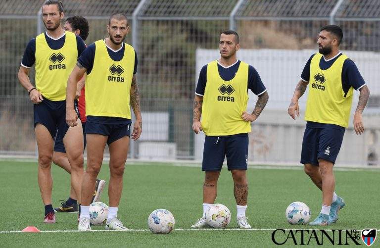 LA GAZZETTA DELLO SPORT: “Prove di 4-3-3 e 4-2-3-1 a Ragalna”