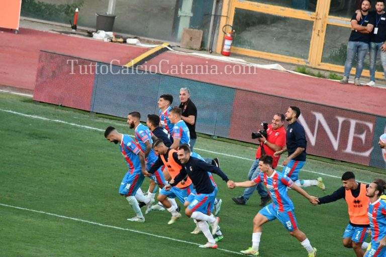 STAMPA LOCALE: “Il Catania se ne va, ma stavolta soffre”