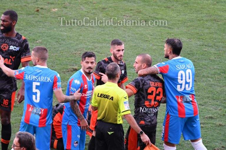 LA SICILIA: “Il Catania capolista nella tana di Lamezia. Sarà duello di nervi”