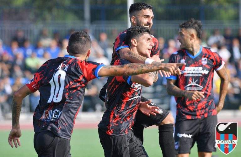 LA SICILIA: “Cuore Catania, la festa rossazzurra continua”