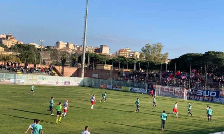 LA GAZZETTA DELLO SPORT: “Paternò-Catania, porte chiuse/aperte e cambio sede di continuo. Grande confusione…”