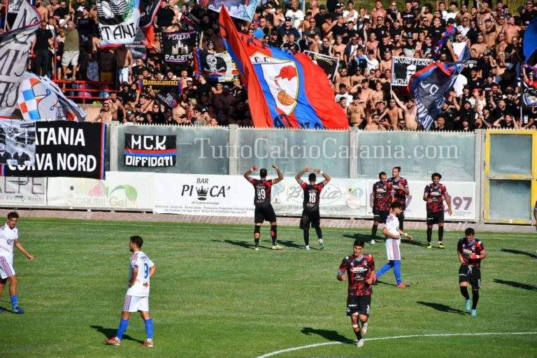PAROLA AI TIFOSI – Le pagelle dei CuGGini: “Rapisarda abbulava attipu muturinu a via Vittorio Emanuele. Ferraro, a cu fa trasiri signa”