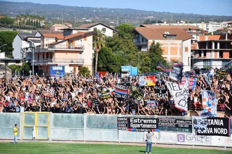 LA SICILIA: “Biglietti per Lamezia-Catania, monta la protesta dei tifosi etnei”