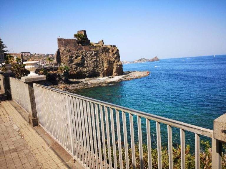 PAROLA AI TIFOSI – Da Aci Castello: “Qui siamo tutti tifosi del Catania, assurda l’ordinanza del Prefetto”