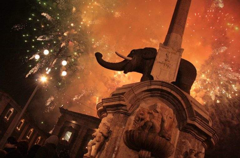 L’EDITORIALE – Catania ha bisogno di guardare con ottimismo al domani. Buon anno!