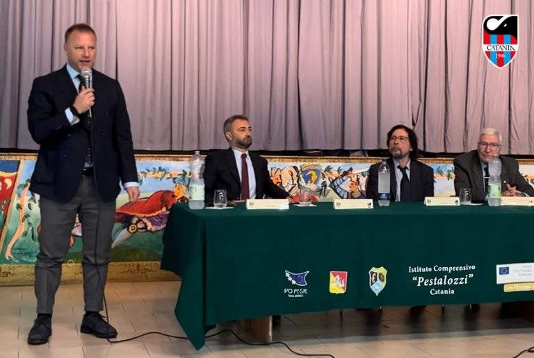 CATANIA: incontro con gli studenti, Grella e Carra sottolineano il valore educativo del calcio
