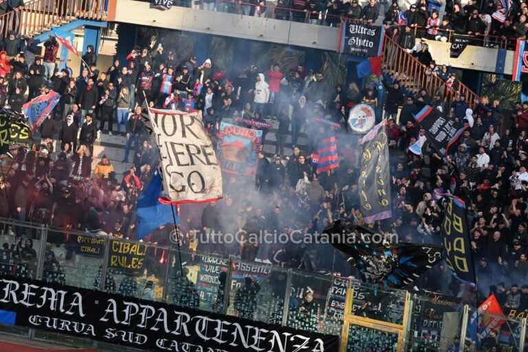 LA SICILIA: “Catania-Paternò, si respira calcio e gloria sugli spalti”