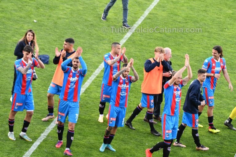 CATANIA SOCIAL – De Luca e compagni: “Lo spettacolo sta per iniziare”. Fratellanza Somma-Lorenzini