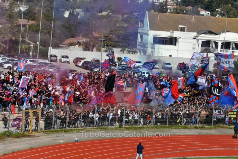 L’EDITORIALE – Catania in festa per una stagione esaltante, comincia la scalata