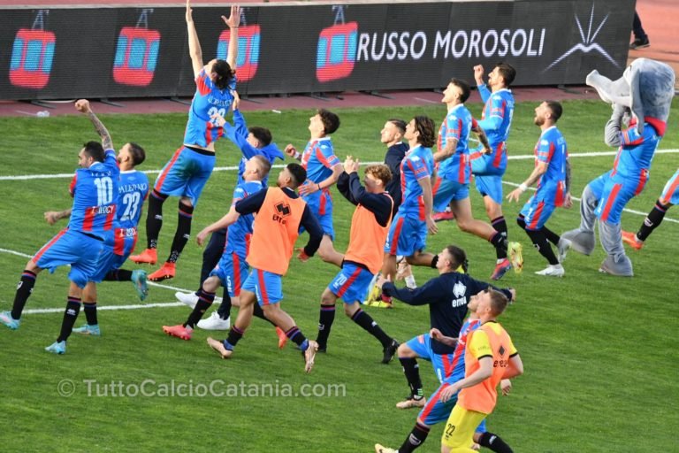 LA GAZZETTA DELLO SPORT: “Catania all’inseguimento del primo passo verso la scalata”