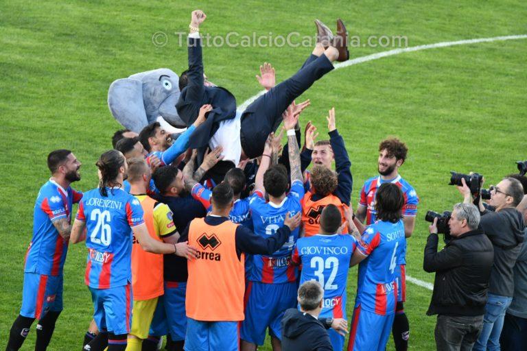 LA GAZZETTA DELLO SPORT: “Il Catania anticipa la festa, Pelligra portato in trionfo”