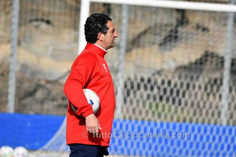 SERIE D – Prete (D.T. Nocerina): “Ferraro aspettava la certezza della sirena. Rimanendo con noi avrebbe avuto la testa altrove”