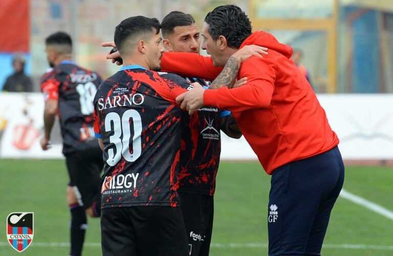 EX ROSSAZZURRI – Da Rapisarda a De Luca, messaggi per Sarno dopo l’addio al calcio giocato: “Meriti il meglio, sei speciale in tutto e per tutto”