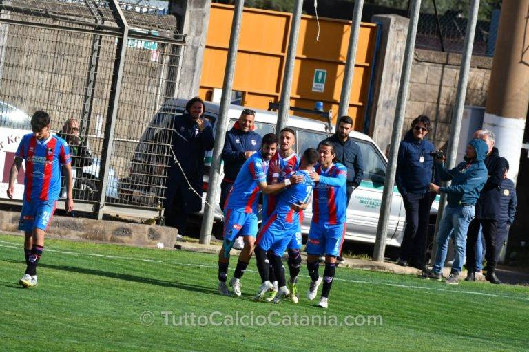 PAROLA AI TIFOSI – I cuGGini: “Catania, nessun regalo. Giusto così, semu a Pasqua non a Natale…”