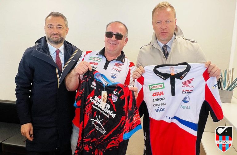 CATANIA: accolto allo stadio Roberto Sichei, Key Account Manager di LCR Honda Team MotoGP