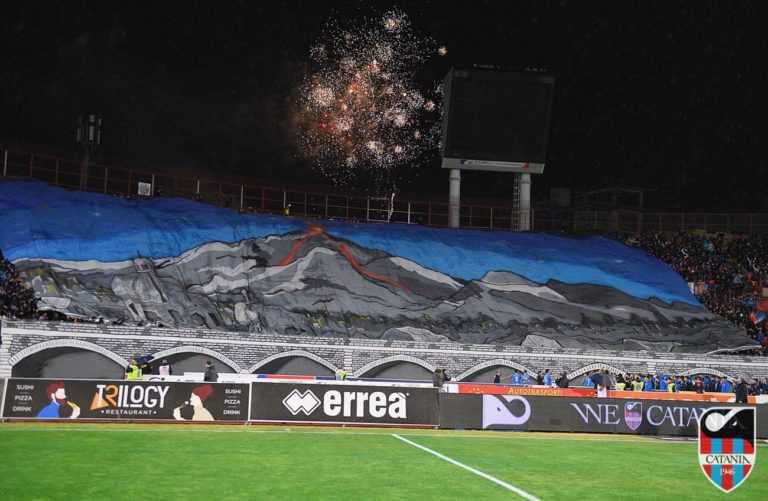 LA SICILIA: “Catania, il Vulcano rossazzurro emoziona i 20mila”