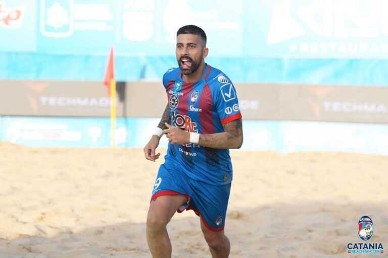 CATANIA BEACH SOCCER: sconfitta contro Farmaè Viareggio, ora il derby