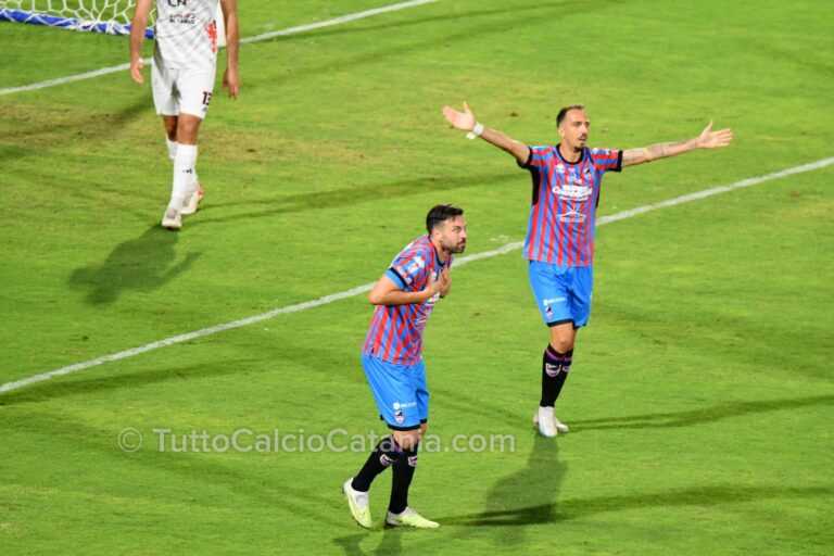LA SICILIA/LA GAZZETTA DELLO SPORT: “Catania a picco, qualcosa non va. Il Foggia approfitta degli errori”