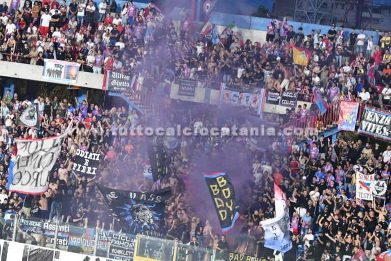 LA SICILIA: “Catania, affetto da tutto esaurito”
