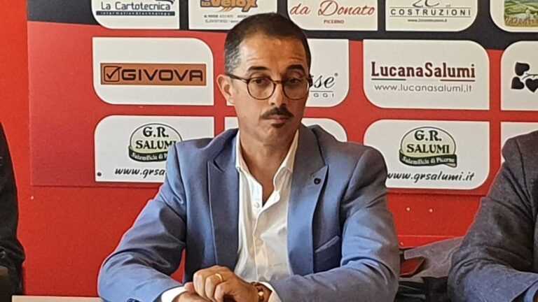 SERIE C – Longo (all. Picerno): “Catania? Se guardassimo al blasone, scapperemmo”