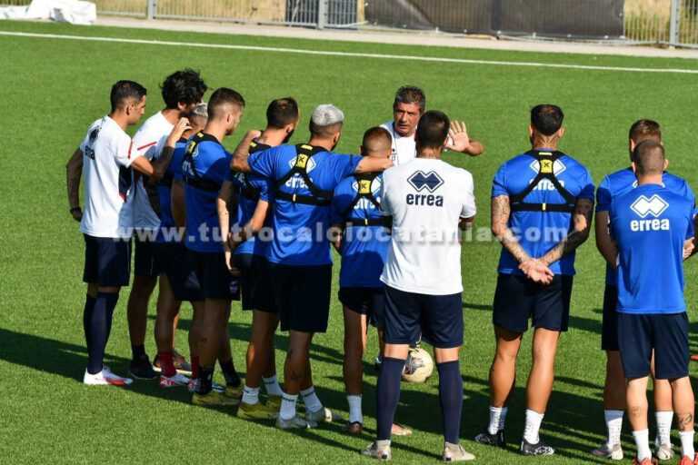 LA SICILIA: “Catania, lungo confronto tra tecnico e squadra”