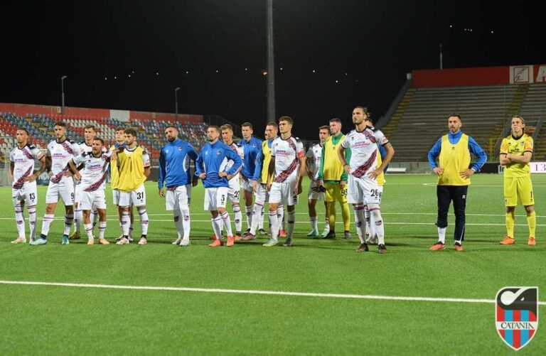 CATANIA: confronto acceso tra squadra e dirigenza, qualche giocatore fuori rosa?
