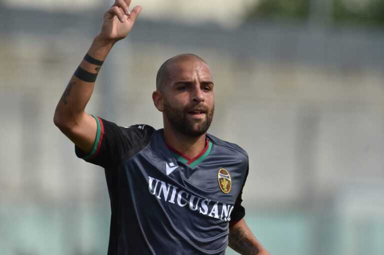 PROIETTI (Casertana): “Passivi e un po’ sulle gambe col Catania, loro lavorano insieme da luglio…”