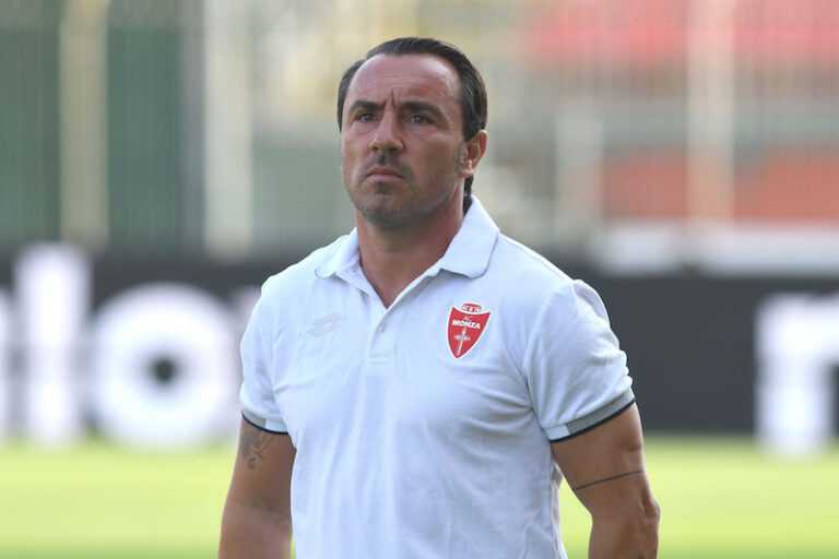 PANCHINA: il Catania sonda anche Brocchi