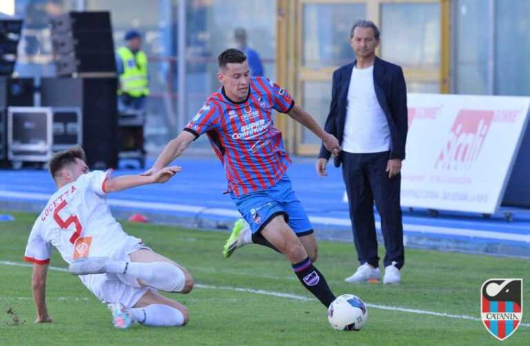 LA SICILIA: “Catania, adesso si aspettano i gol degli attaccanti”
