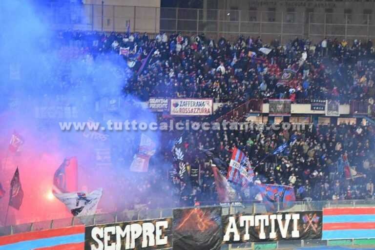 LA SICILIA: “Il ‘Massimino’ sold out e gli insulti a Sant’Agata, il bello e il brutto del calcio”