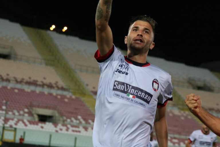 MERCATO – Stampa calabrese: “Tribuzzi, c’é anche il Catania ma avanzano Avellino e Juve Stabia”
