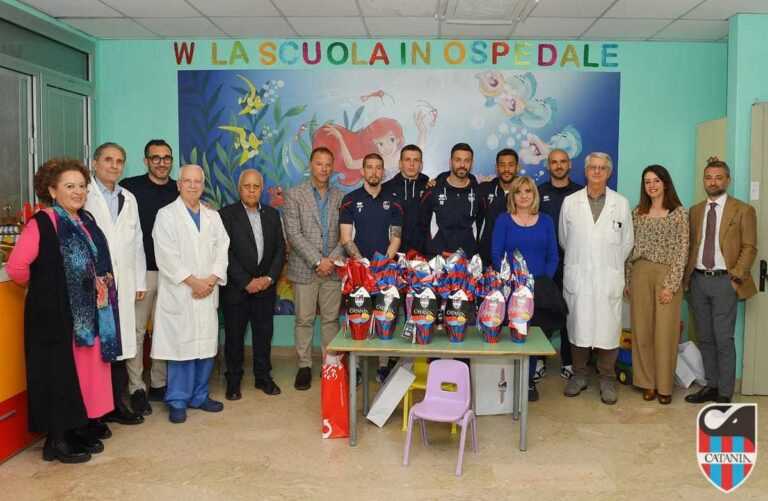 Catania Fc in visita alle bimbe e ai bimbi ricoverati all’ospedale “Garibaldi-Nesima”