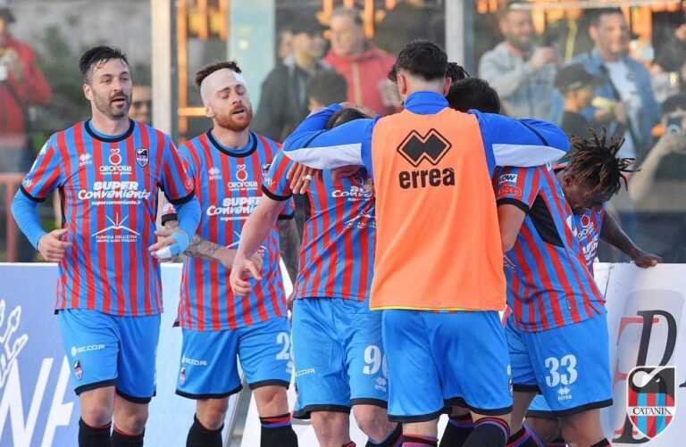 STAMPA LOCALE – La Sicilia Web: “Catania a caccia di un’impresa senza precedenti”