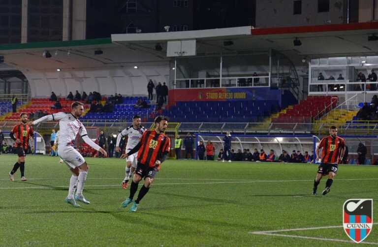 VERSO SORRENTO-CATANIA: precedenti, l’Elefante insegue il primo successo sul campo dei costieri