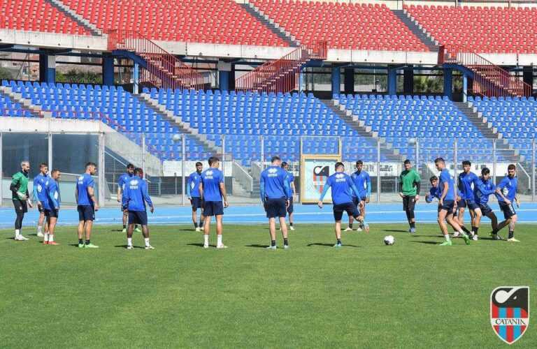 LA SICILIA: “Il Catania osserva le possibili rivali e si prepara per i playoff”