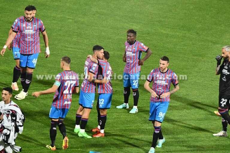 CATANIA AL SECONDO TURNO: tanta sofferenza, ma i rossazzurri strappano la qualificazione