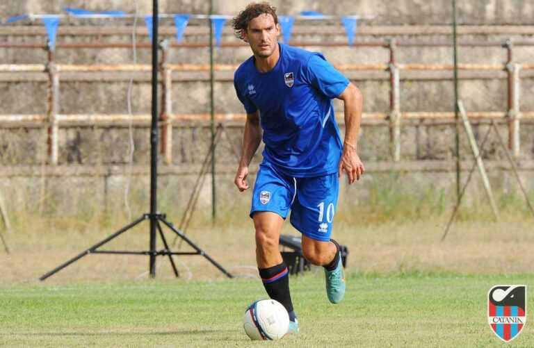 LA SICILIA – Luperini: “Girone C rognoso. Lo stadio di Catania e quel derby col Palermo. Giocare qui uno stimolo in più”