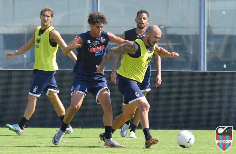 LA SICILIA: “Catania, battesimo in casa col Crotone poi un settembre fittissimo di partite”