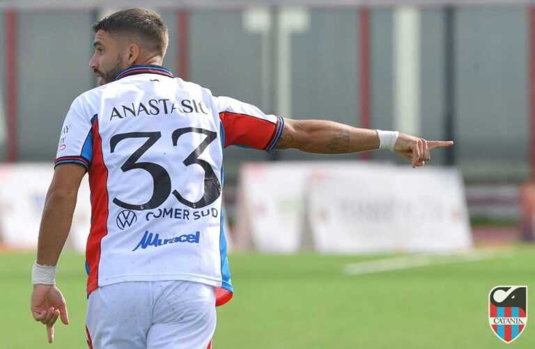 MERCATO – Corriere dello Sport: “Catanzaro, ipotesi Anastasio se parte Turicchia”
