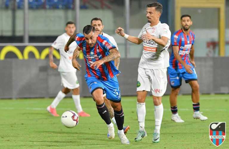 CONVOCATI: ventidue rossazzurri a disposizione. Tra gli assenti anche Montalto