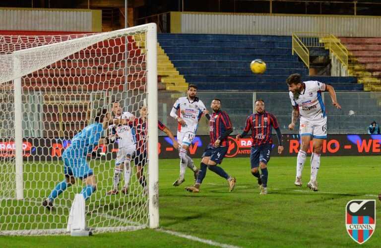 STAMPA PUGLIESE: “Incubo Catania, Taranto sprofonda sempre più”
