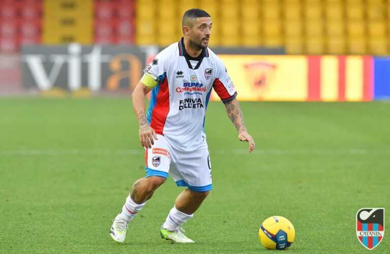 QUI CATANIA: fascia da capitano a De Rose, in attesa del rientro di Sturaro