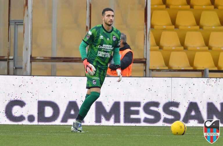 QUI CATANIA: Farroni, esordio in rossazzurro aspettando l’impiego del quinto portiere stagionale