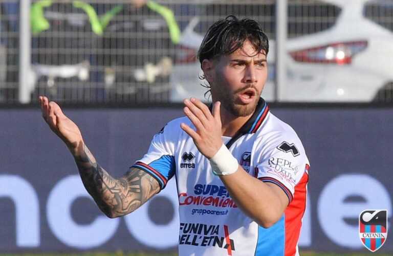 DE PAOLI: l’attaccante ritrova l’Altamura, gol ed espulsione nei mesi scorsi