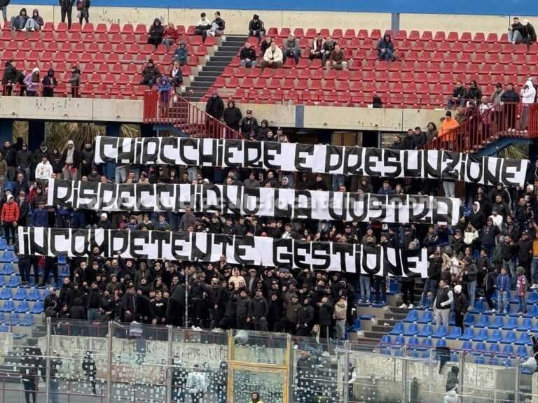 FISCHI E CONTESTAZIONE: sempre più rottura con i tifosi. Nel mirino squadra, società e proprietà