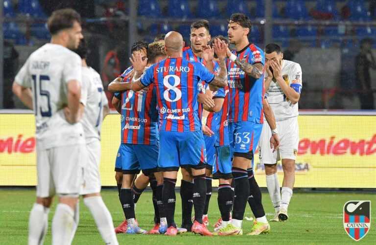 PLAYOFF: quote, aggiornamento favorite secondo i bookmakers. Catania alle spalle di due squadre